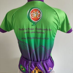 camiseta fundo verde